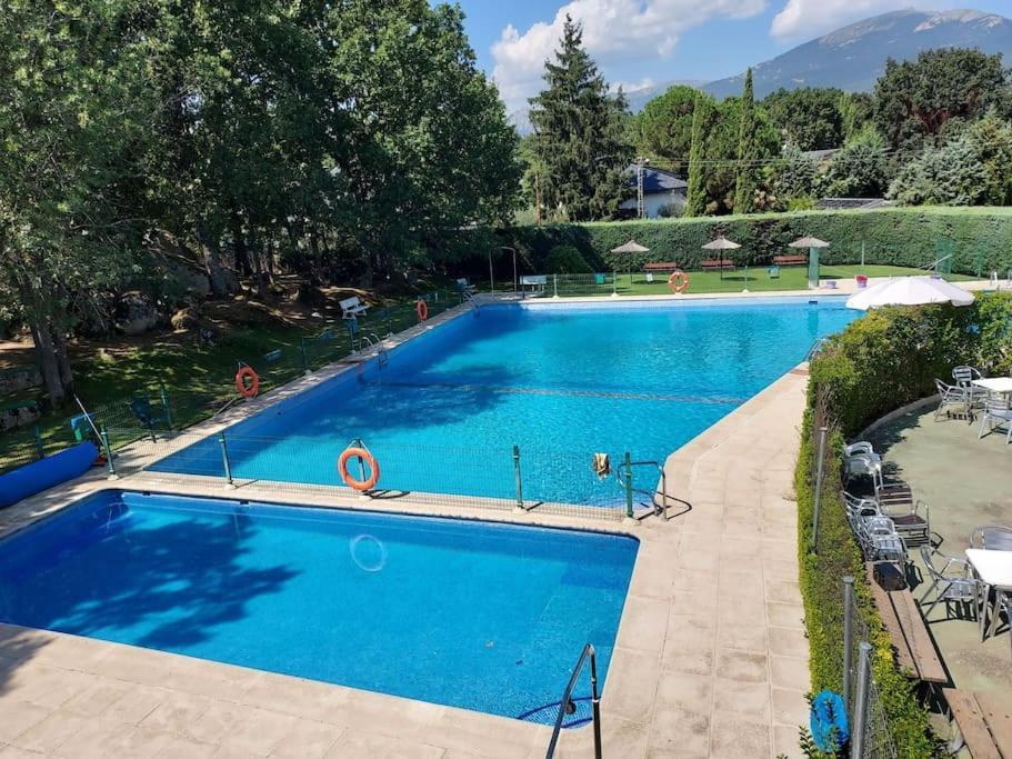 Chalet De 5 Habitaciones En La Sierra De Madrid El Olivo De Miraflores Miraflores de la Sierra Extérieur photo